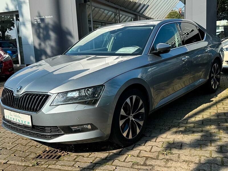 SKODA Superb Lim. Ambition Automatik