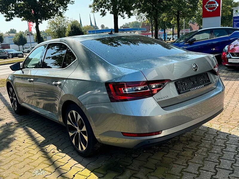 SKODA Superb Lim. Ambition Automatik