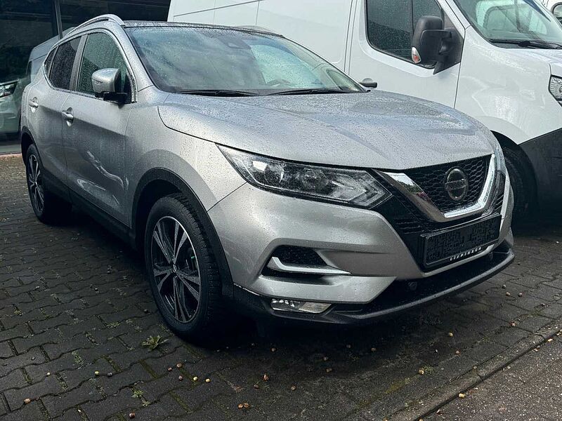 Nissan Qashqai 1.3 N-Connecta DCT Automatik