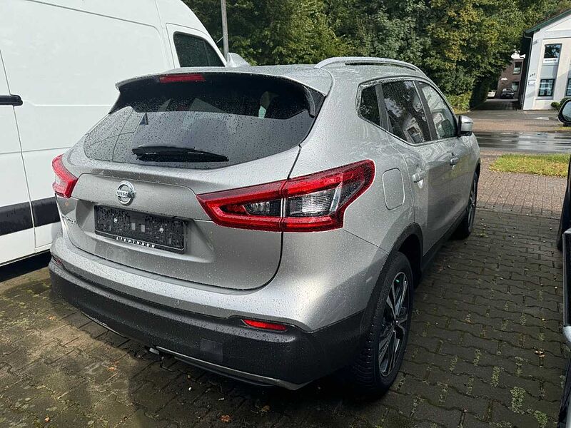 Nissan Qashqai 1.3 N-Connecta