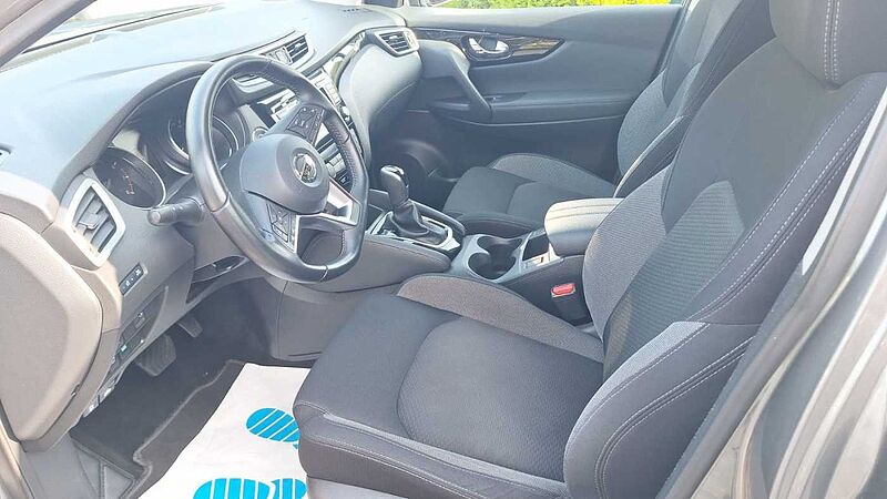 Nissan Qashqai 1.3 N-Connecta *Automatik*