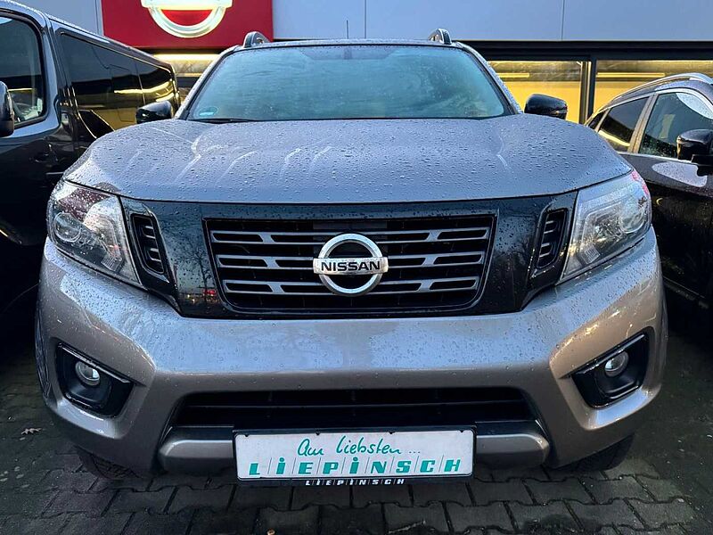 Nissan Navara NP300 N-Guard Double Cab 4x4 Automatik