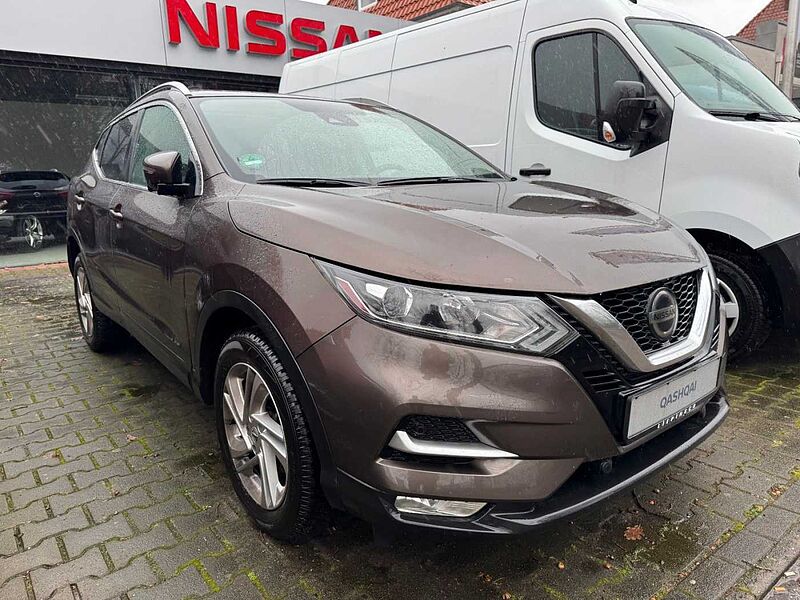 Nissan Qashqai 1.3 N-Connecta Automatik